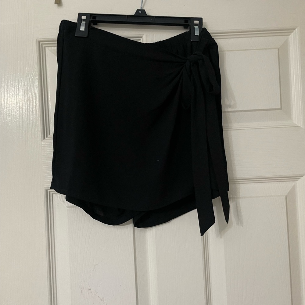 Black skort with tie in front